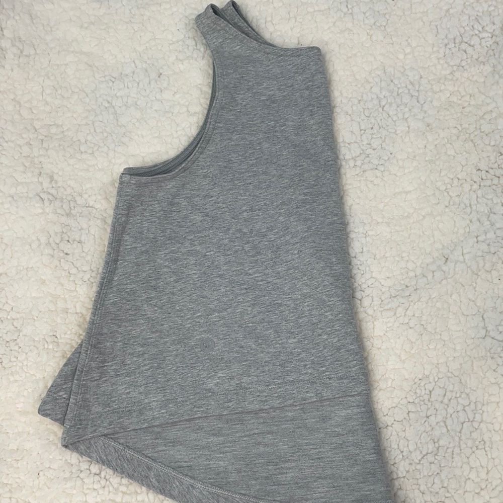 LULULEMON High Low Athletic Crop Top
